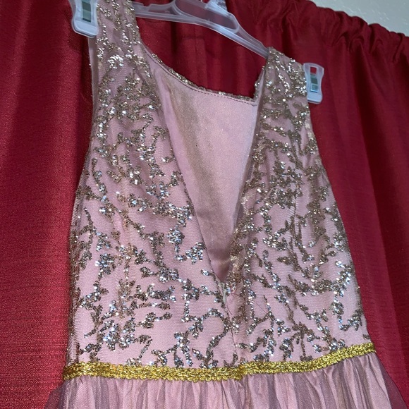 Beautiful sparkle pink and gold dress / costume - Picture 6 of 6